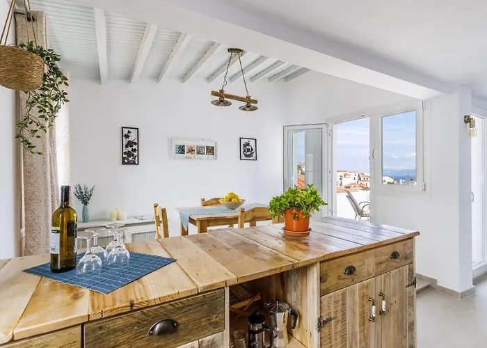 Nikolas House Vakantiehuis